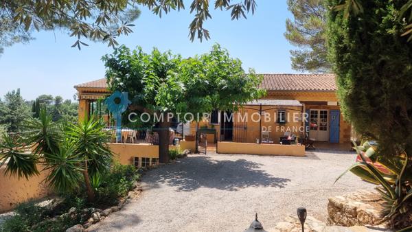 Villa
                                                                                                                                                                                                                                                                                                                        8 pièce(s)                                                                                                                                                                                                          4 chambre(s)                                                                                                                                                                                                          263  m²
