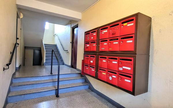 Appartement à vendre    5 pièces • 73,20 m2 Roussillon