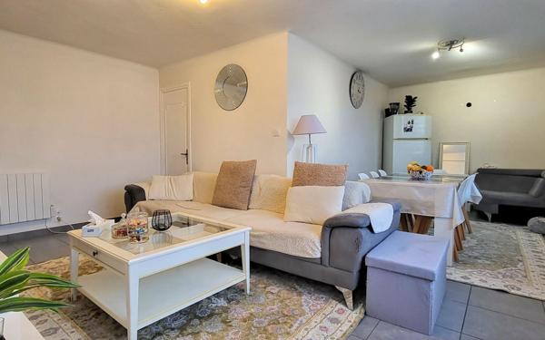 Appartement à vendre    5 pièces • 73,20 m2 Roussillon