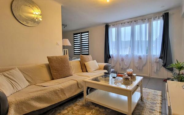 Appartement à vendre    5 pièces • 73,20 m2 Roussillon