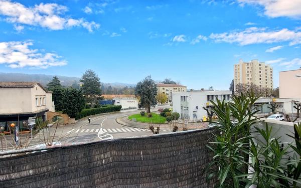 Appartement à vendre    5 pièces • 73,20 m2 Roussillon