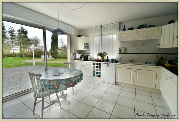 Maison à vendre 6 pièces de PLAIN-PIED sur une parcelle d'environ 5940m² avec 3 suites parentales.