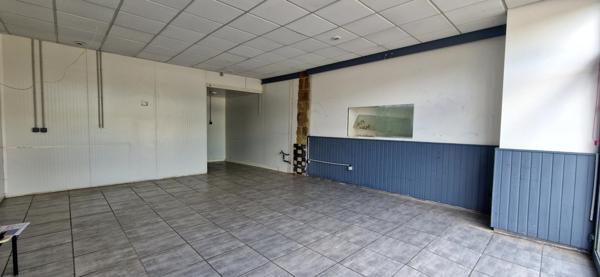 Decazeville (12300) Local commercial 70 m² centre ville de Decazeville