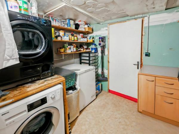 Maison à rénover – 76 m² habitables + 260 m² de dépendances