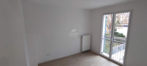 Appartement Le Mesnil Le Roi 3 pièce(s) 49.65 m2 €315 000 ** - Référence 4480