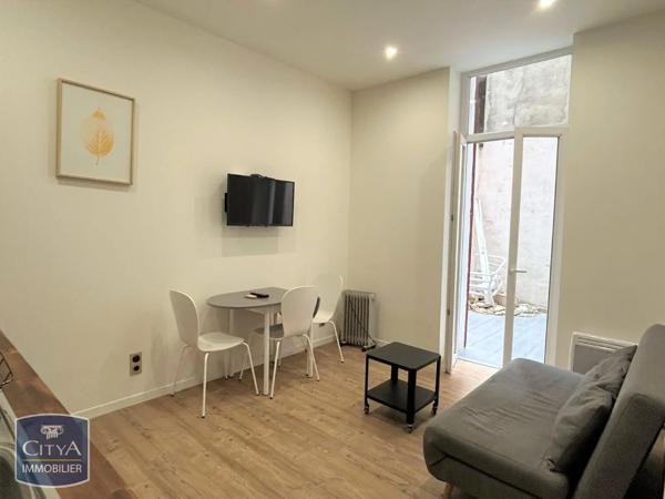 Appartement à louer 2 pièces 24m² Marseille 1er Arrondissement (13001)