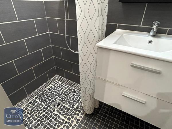 Appartement à louer 2 pièces 24m² Marseille 1er Arrondissement (13001)