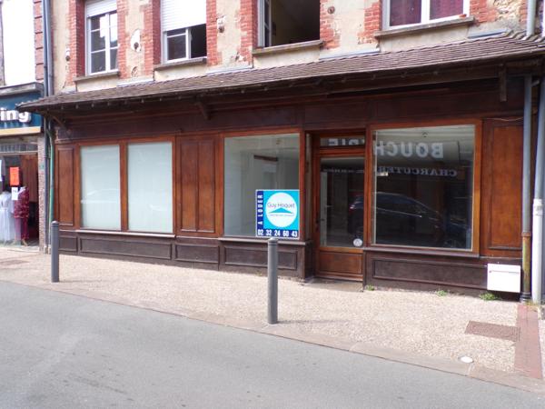 Centre RUGLES - Local Commercial