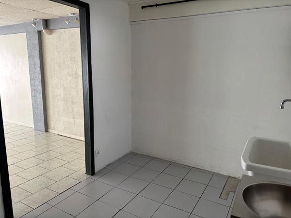 A LOUER Local commercial HEILLECOURT 1 pièce 48 m²