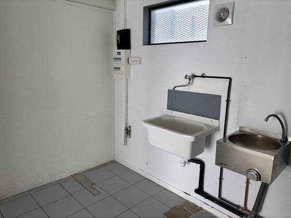 A LOUER Local commercial HEILLECOURT 1 pièce 48 m²