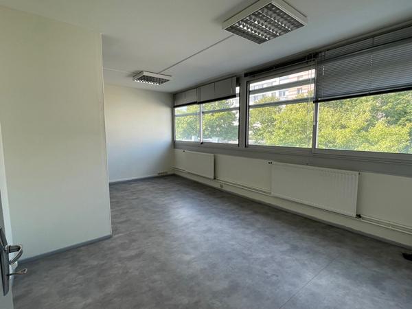 A LOUER BUREAUX LAXOU - 61 m²