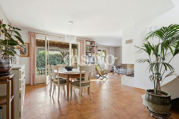 Vente Maison 5 pièces de 125m² - 13540 Aix-en-Provence