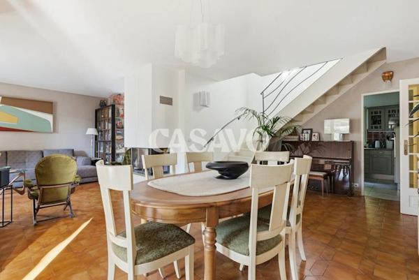 Vente Maison 5 pièces de 125m² - 13540 Aix-en-Provence