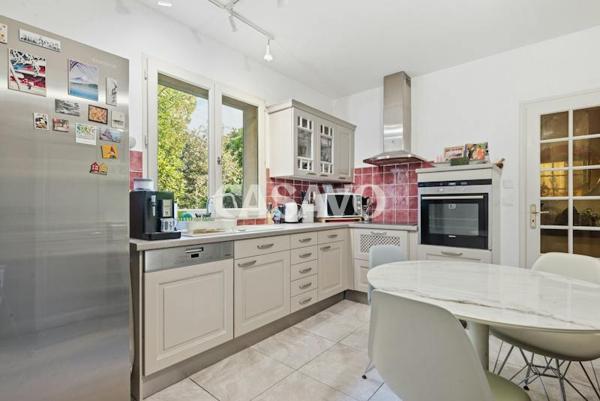Vente Maison 5 pièces de 125m² - 13540 Aix-en-Provence