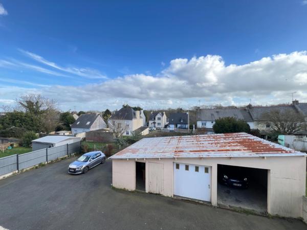 Appartement à vendre 2 pièces avec grand garage PLOUFRAGAN (22)
