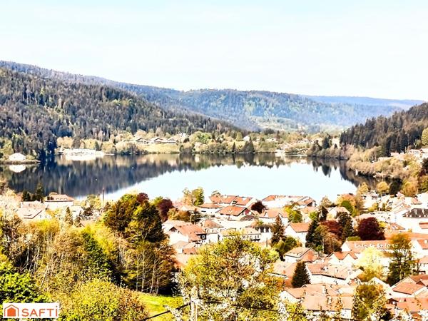 Maison en position dominante avec vue panoramique sur le lac de Gérardmer
