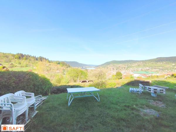 Maison en position dominante avec vue panoramique sur le lac de Gérardmer