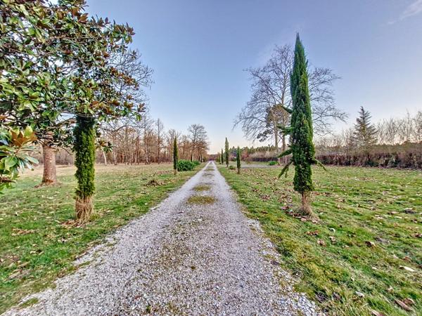 À vendre - Maison de maître, 10 pièces situé à Château-la-Vallière (37330)