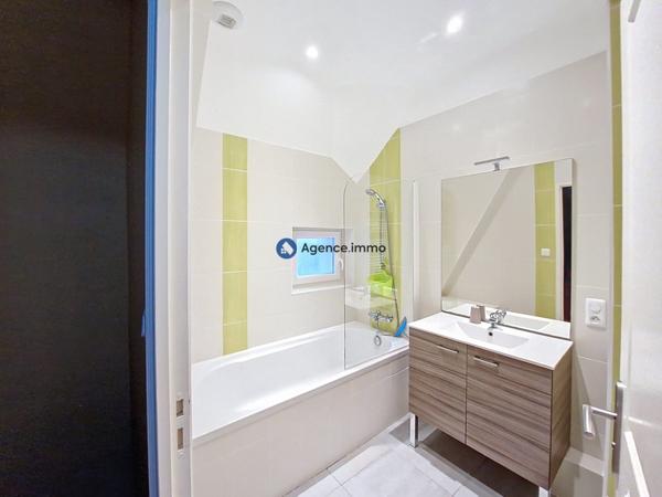 À vendre - Maison de maître, 10 pièces situé à Château-la-Vallière (37330)