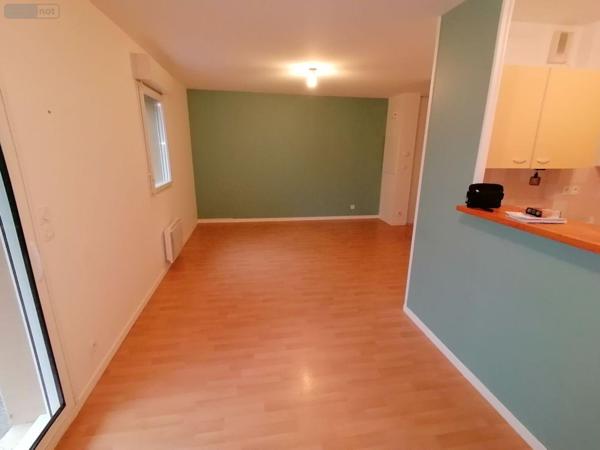 Appartement à louer à Noyal-Châtillon-sur-Seiche en Ille-et-Vilaine (35230), ref : 35129-6683