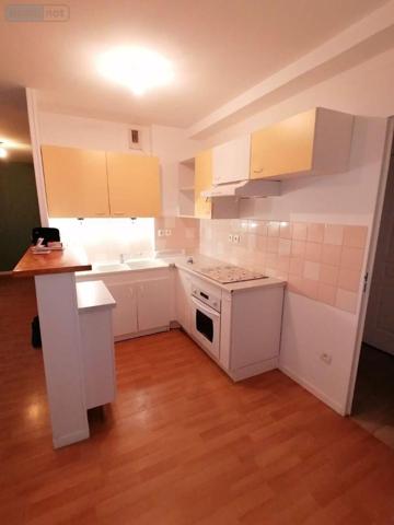 Appartement à louer à Noyal-Châtillon-sur-Seiche en Ille-et-Vilaine (35230), ref : 35129-6683