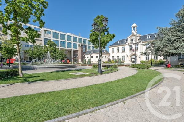 Appartement F4 à vendre  4 pièces - 83,18 m2 DRANCY - 93