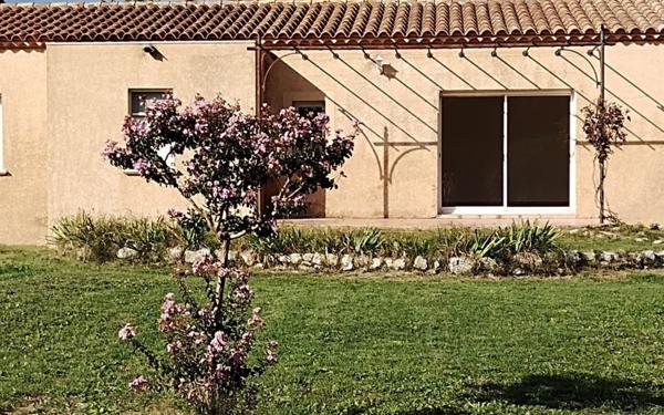 Maison à vendre    4 pièces •  Uzès