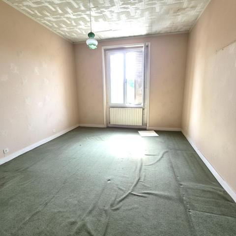 Maison 3 pièces à rénover au coeur du Plessis Tison