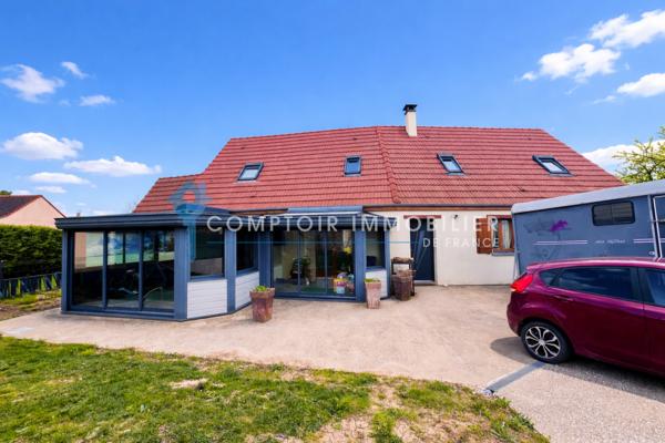 Maison
                                                                                                                                                                                                                                                                                                                        7 pièce(s)                                                                                                                                                                                                          5 chambre(s)                                                                                                                                                                                                          152  m²