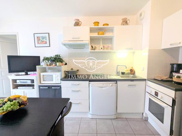 Appartement T2 avec loggia et garage – Sète, Quai de Bosc