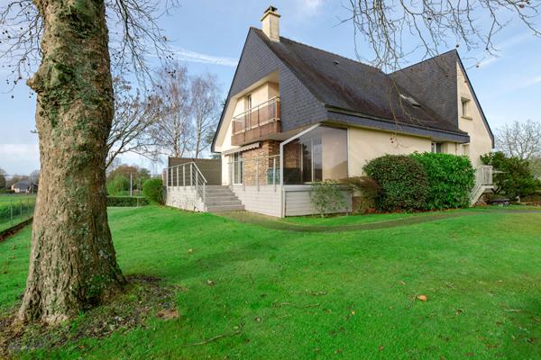 EXCLUSIVITE - Maison ORGERES 7 pièces environ 150m² - Terrain environ 2000m²