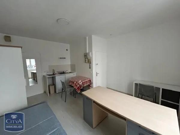 Appartement à louer 1 pièce 20.38m²