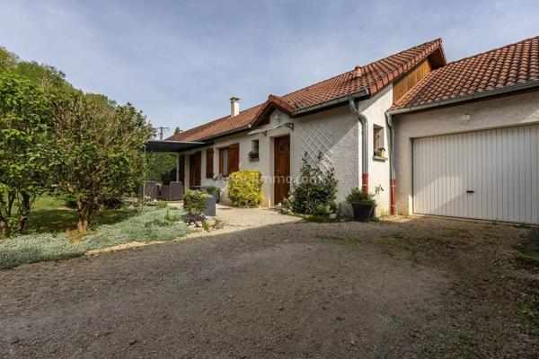 Vente Maison 4 pièces 84 m2 à Morestel