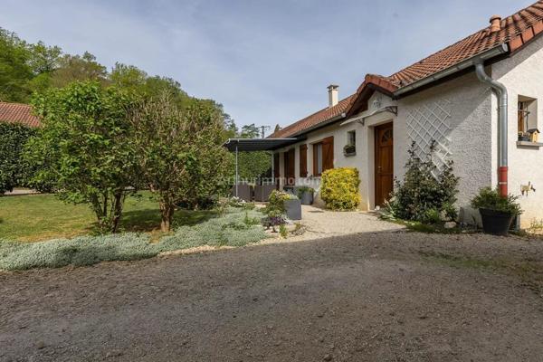 Vente Maison 4 pièces 84 m2 à Morestel