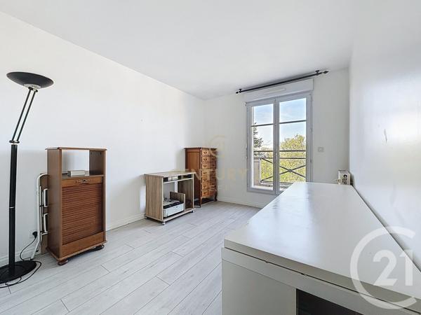 Appartement F5 à vendre  5 pièces - 138,07 m2 GOURNAY SUR MARNE - 93