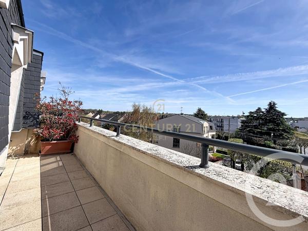 Appartement F5 à vendre  5 pièces - 138,07 m2 GOURNAY SUR MARNE - 93