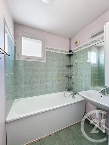 Appartement F3 à vendre  3 pièces - 63 m2 NOISY LE GRAND - 93