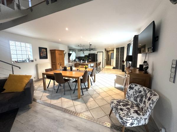 Maison 7 pièces - 200 m²