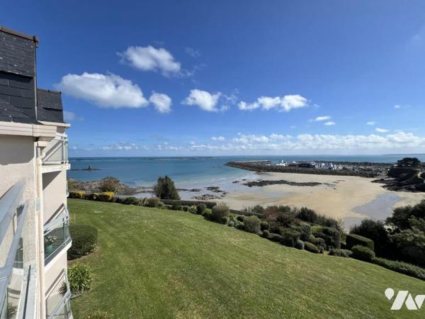SAINT-QUAY-PORTRIEUX - SPACIEUX APPARTEMENT AVEC VUE MER IMPRENABLE
