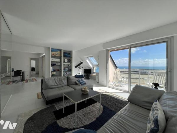 SAINT-QUAY-PORTRIEUX - SPACIEUX APPARTEMENT AVEC VUE MER IMPRENABLE