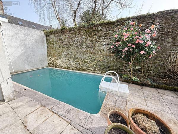 Maison à vendre à Acigné en Ille-et-Vilaine (35690), ref : CG70   
centre bourg