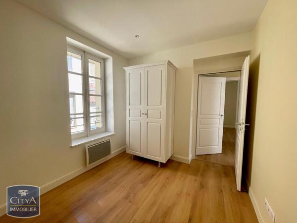 Appartement à louer 4 pièces 72.4m²