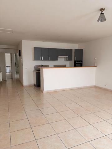 A LOUER APPARTEMENT PROCHE GARE ET CENTRE VILLE DE ST QUENTIN