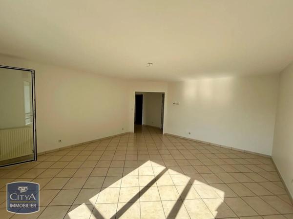 Appartement à louer 4 pièces 91.92m²