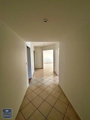 Appartement à louer 4 pièces 91.92m²