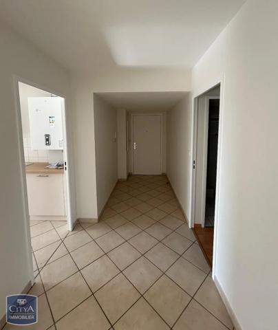 Appartement à louer 4 pièces 91.92m²