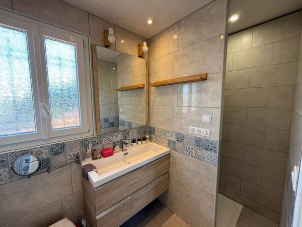 Maison 5 pièce(s) 4 chambre(s) 99 m²