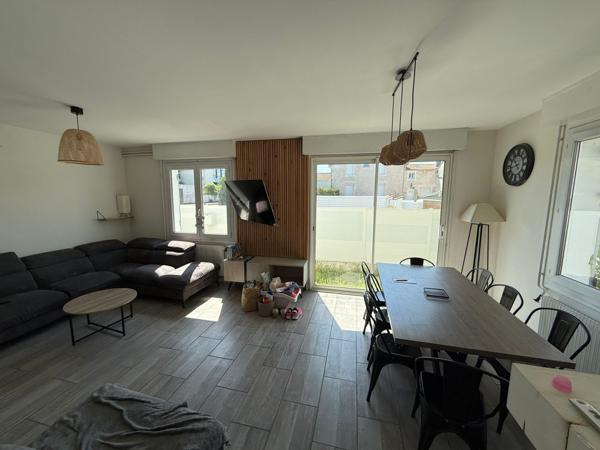 Maison 5 pièce(s) 4 chambre(s) 99 m²