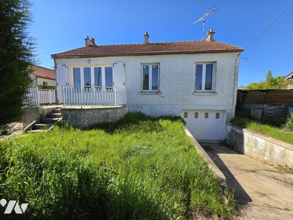 45200 AMILLY - Maison sur sous-sol