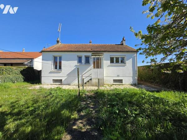 45200 AMILLY - Maison sur sous-sol